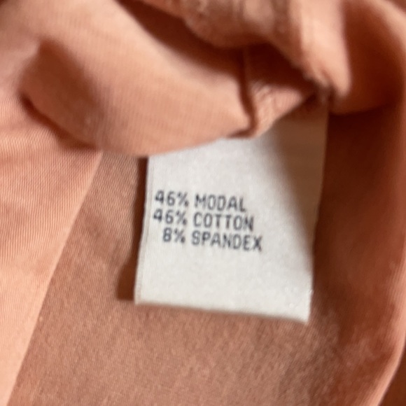 How & Wen beaded top - Picture 5 of 10